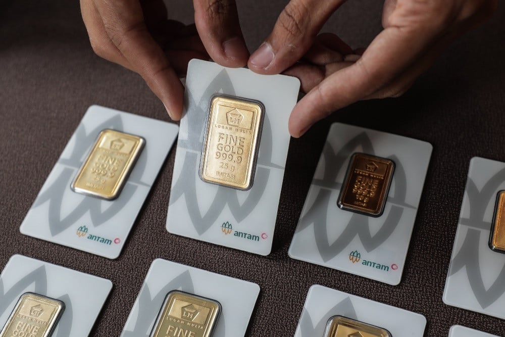 Harga Emas Antam Hari Ini 5 Mei 2026, Anjlok Rp35.000 per Gram
